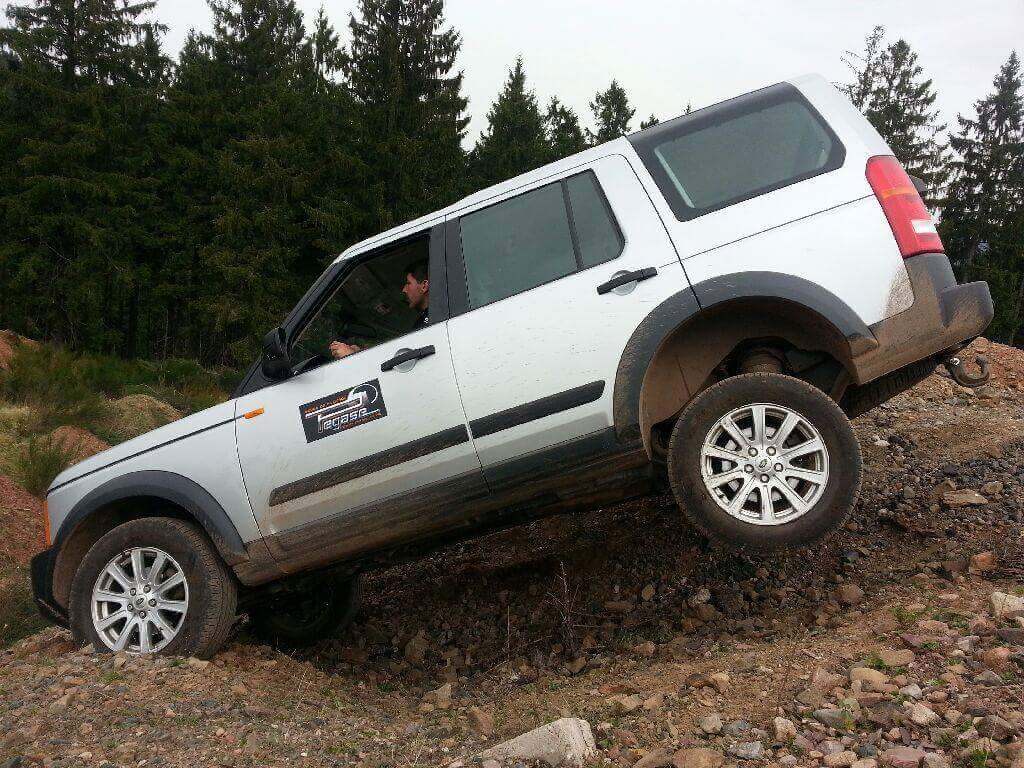 onglet formez vous à la conduite tout terrain.. pilotage de 4x4 dans la Vallée de la Bruche